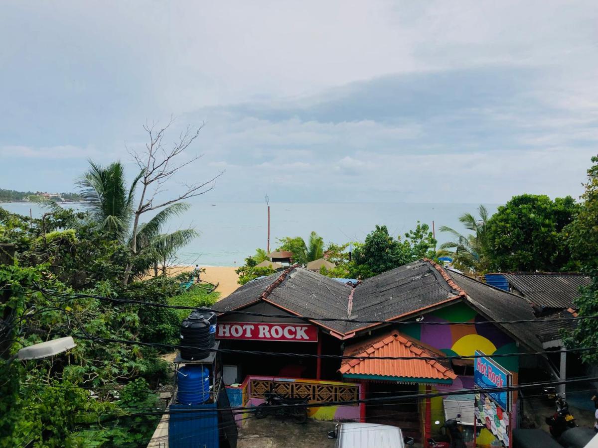 Blue Sea View Bed & Breakfast Unawatuna Exterior photo